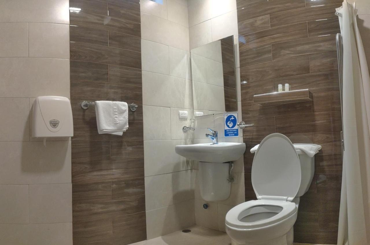 Hotel Cayapas Εσμεράλδας Εξωτερικό φωτογραφία